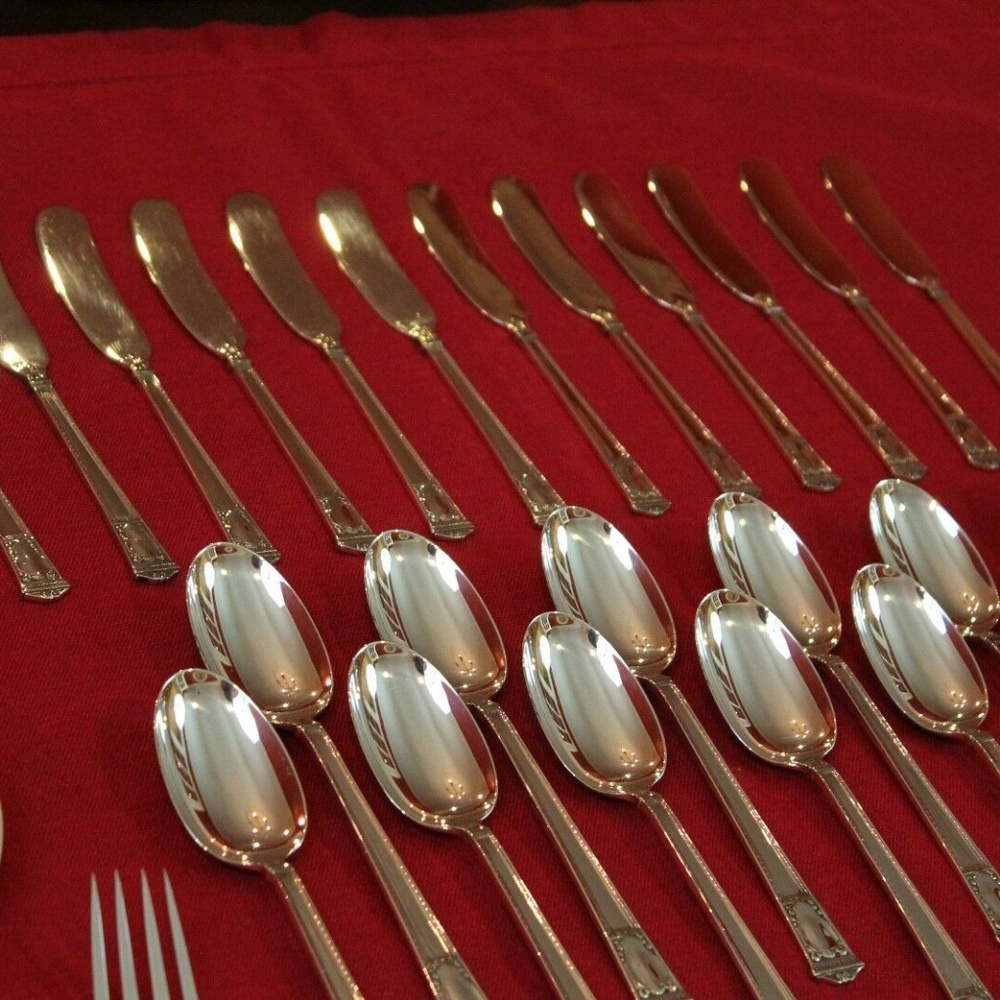 Tiffany San Lorenzo Silver Complete Flatware Set - Picture 8 of 8